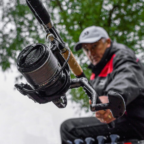 Moulinet Daiwa Nzon NZDF2025A - Distance Feeder 530g, Ratio 4.6, 9kg De Frein