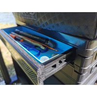 ARMADIETTI DELLA STAZIONE E ARREDAMENTO